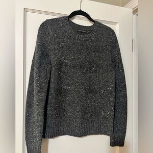 Banana Republic Women’s sz M Charcoal Crewneck Sweater